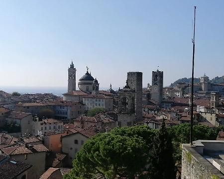 B&B Sotto Le Mura Bergamo Buitenkant foto